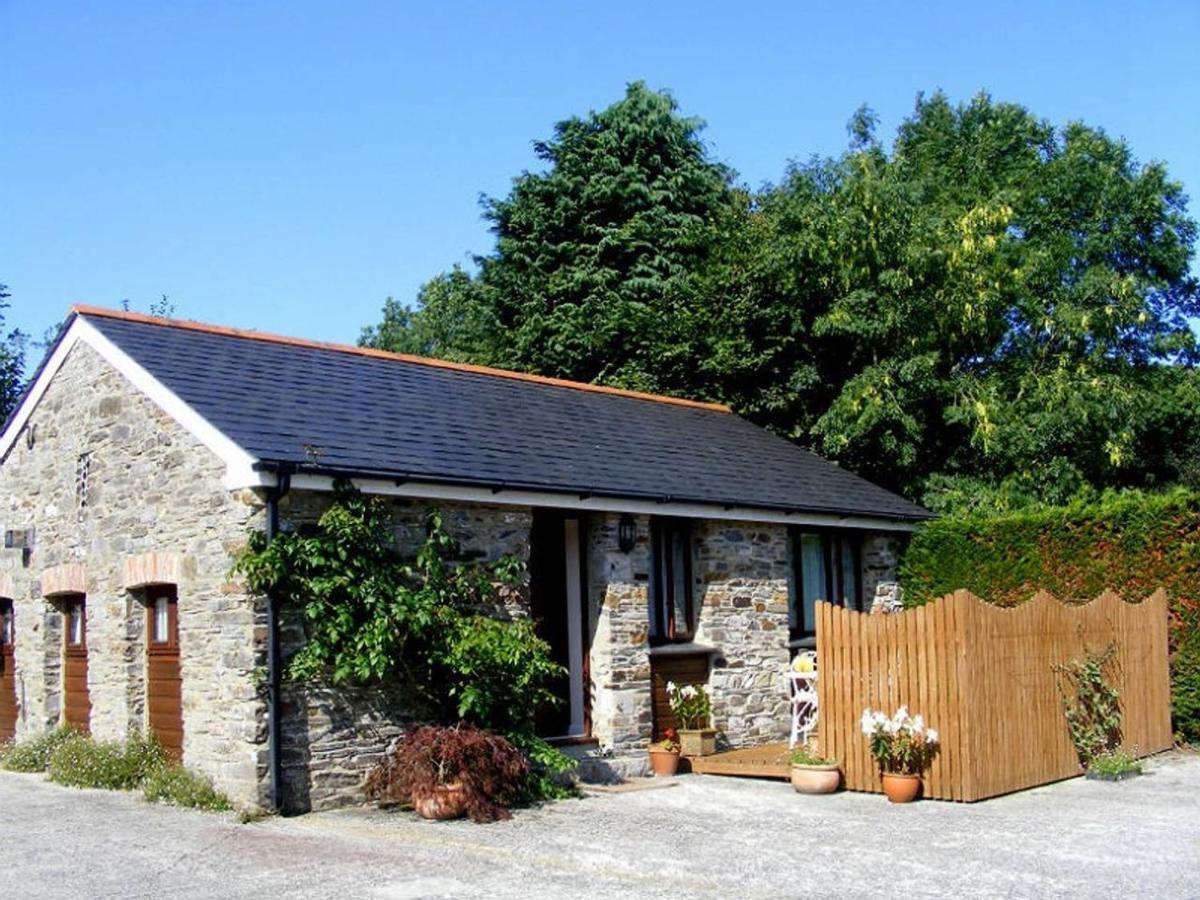 Lobhill Farmhouse Bed And Breakfast And Self Catering Accommodation Okehampton Room photo