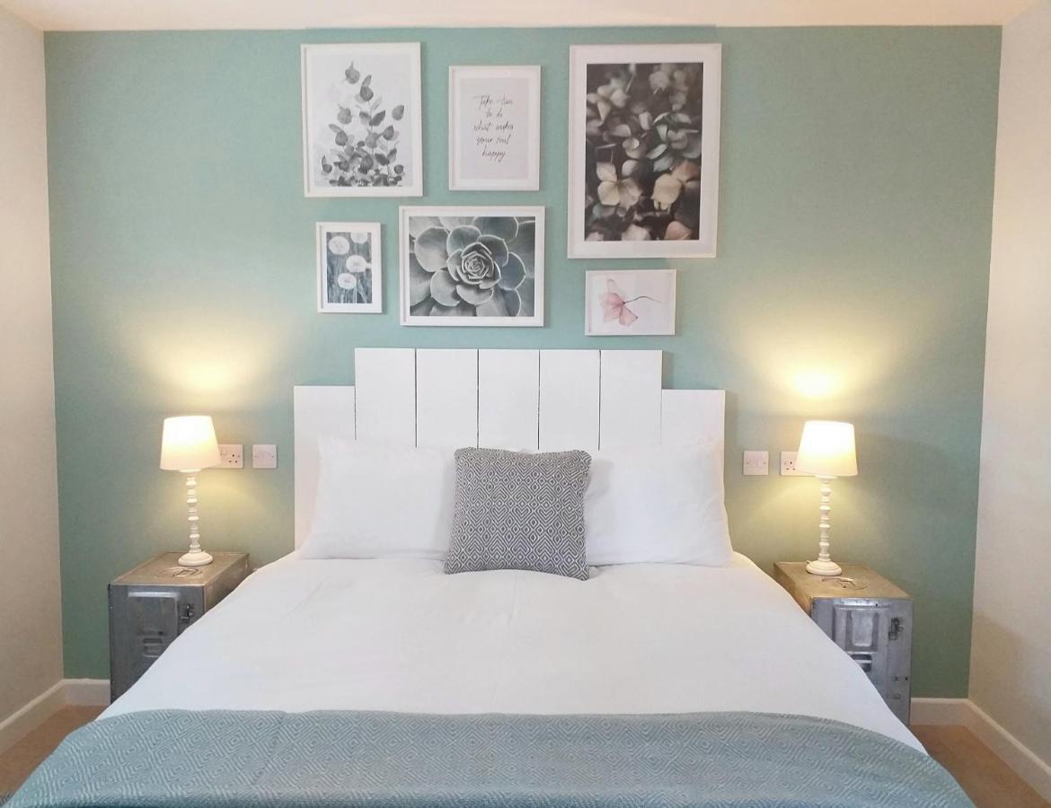 Lobhill Farmhouse Bed And Breakfast And Self Catering Accommodation Okehampton Exterior photo